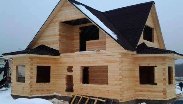 Что влияет на усадку деревянного брусового дома 