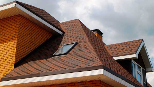 Использование шинглас в кровле крыши